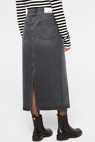SENSES.THE LABEL Skirt in Grey