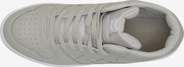 Hummel Sneaker in Grau