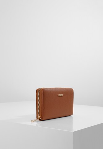 L.CREDI Wallet 'Ebba' in Brown