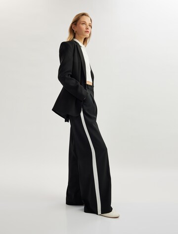 Koton Wide leg Pleat-Front Pants in Black