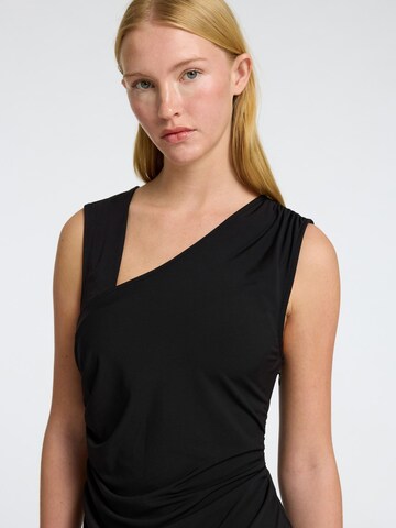 Robe fourreau SELECTED en noir