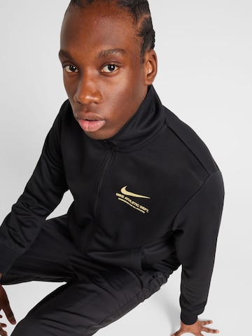 Nike Sportswear Collegetakki värissä musta