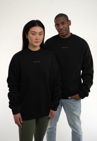 Johnny UrbanSweater majica 'Carter Oversized' - crna boja: prednji dio