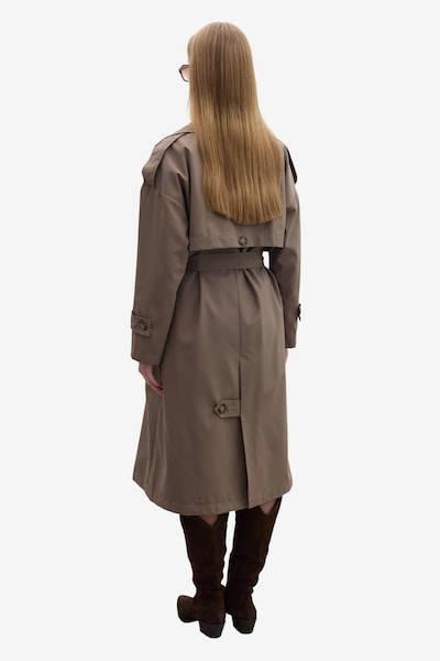 MANUKA Manteau mi-saison en M-L en taupe, Vue avec produit