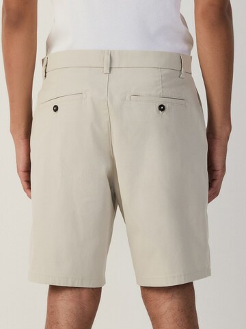 Loosefit Pantalon chino Next en blanc