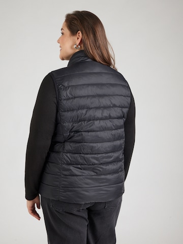 Gilet 'CARTAHIA' di ONLY Carmakoma in nero