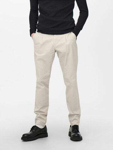 Only & Sons Slim fit Pleat-Front Pants 'Cam' in Beige: front