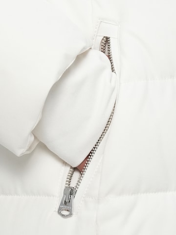 HOLLISTER Winter coat in White