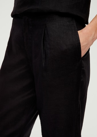 Effilé Pantalon à plis s.Oliver en noir