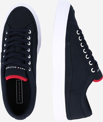 TOMMY HILFIGER Sneakers in Blue