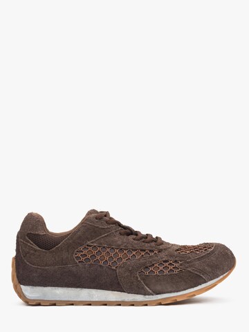 ES8 Sneakers '928-1' in Brown: front