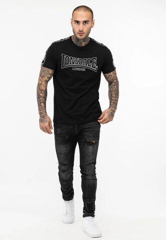 LONSDALE - Camiseta 'Vementry' en negro