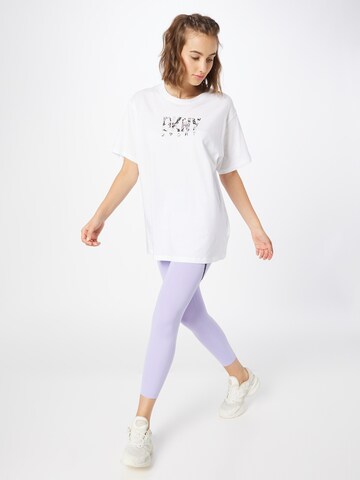 T-shirt fonctionnel DKNY Performance en blanc