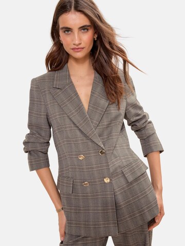 Blazer di Lipsy in grigio: frontale