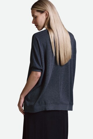 Cotton Candy Shirt in Black