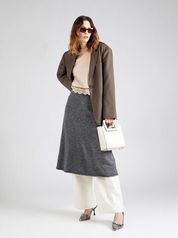 Felpa 'Georgeia' di ABOUT YOU in beige