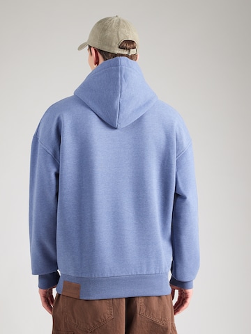 naketano Collegepaita värissä sininen