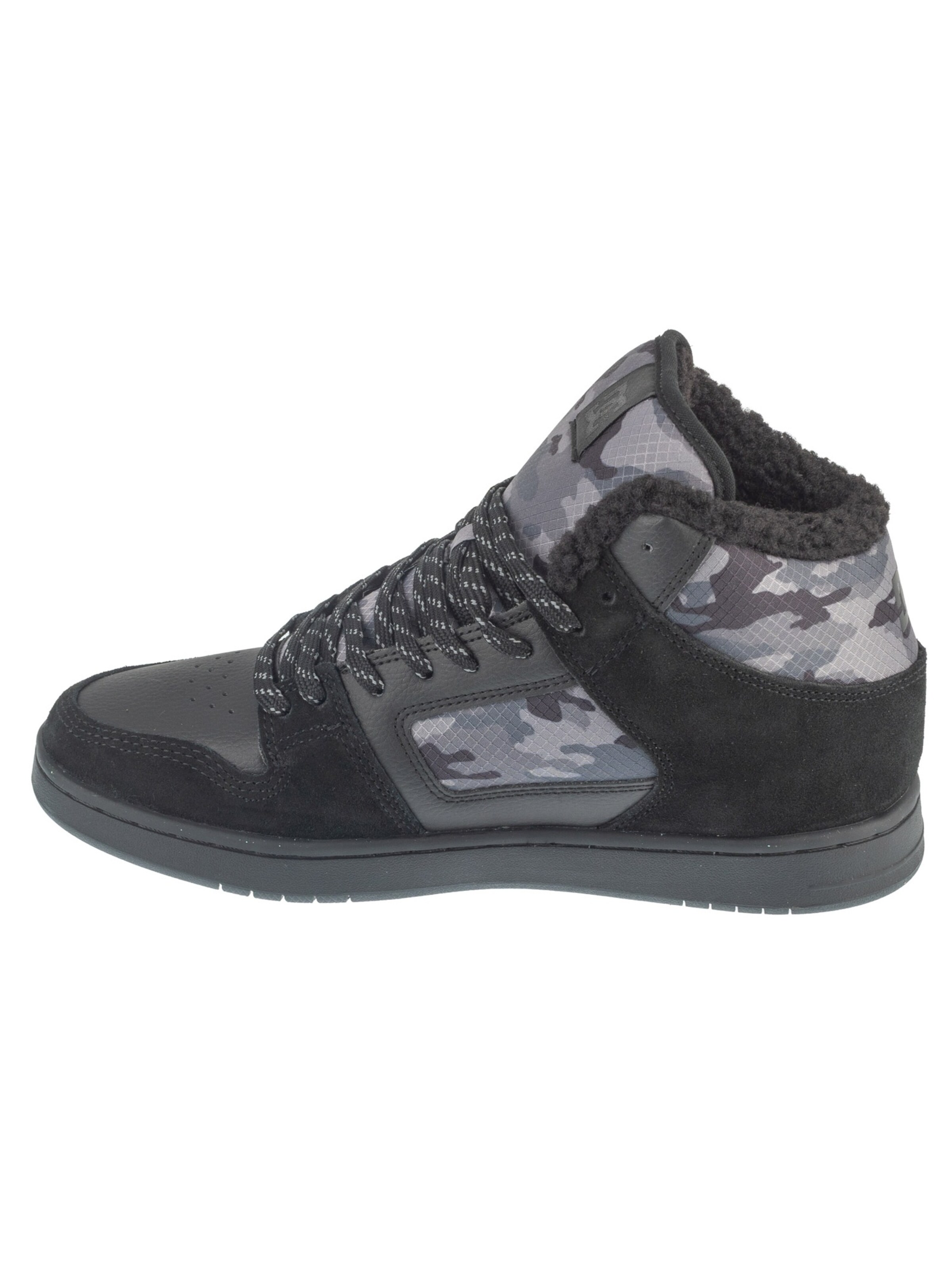DC Shoes Athletic Shoes 'DC Shoes Manteca 4 Hi Wr' in Black: front