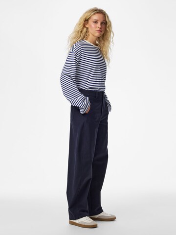 Barrel Pantaloni 'PCRikke' di PIECES in blu