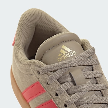 ADIDAS SPORTSWEAR - Calzado deportivo 'VL Court 3.0' en beige