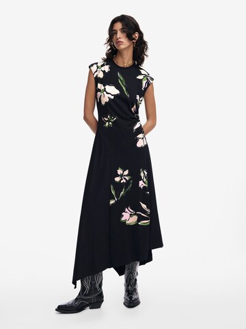 Desigual Φόρεμα σε μαύρο: μπροστά