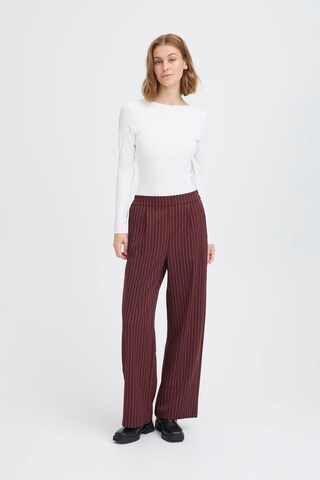 ICHI Loose fit Pleat-front trousers 'IHHally' in Red: front