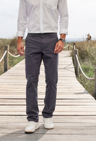 Regular Pantalon chino H.I.S en noir : devant