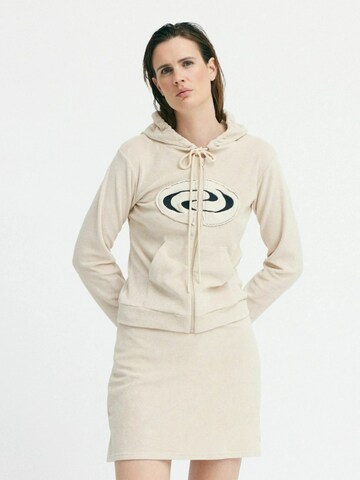 Résumé Hame ' BoraRS ' värissä valkoinen