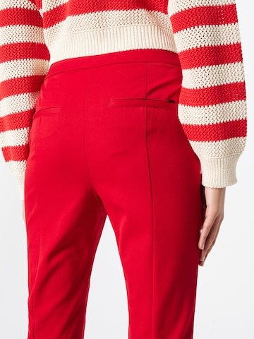 Coupe slim Pantalon IKKS en rouge