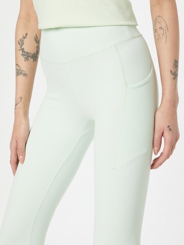 GUESS Skinny Leggings in Grün