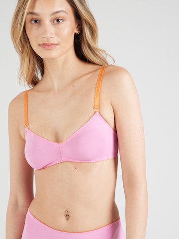 Dora Larsen Triangle Bra 'MILLIE' in Pink: front