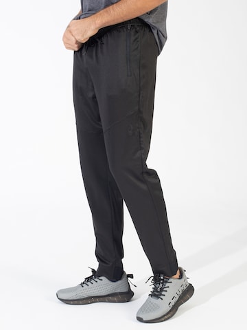 Regular Pantaloni sport de la Spyder pe negru