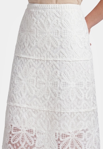 usha FESTIVAL Skirt in White