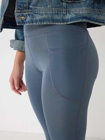 No Matter What Flared Leggings in Grau