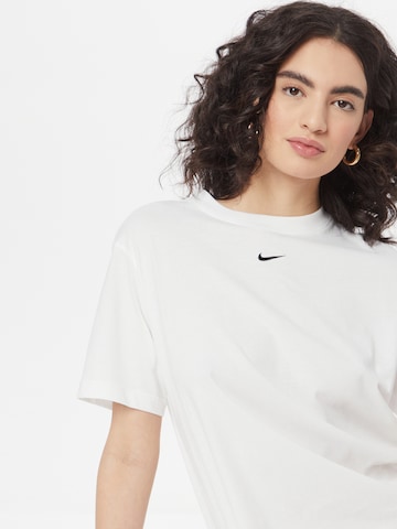 Rochie 'Essential' de la Nike Sportswear pe alb