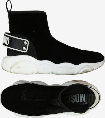 MOSCHINO Stiefelette 39 in Schwarz: Vorderseite