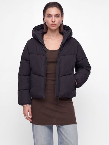 JJXX Winter jacket 'JXMaeve' in Black: front