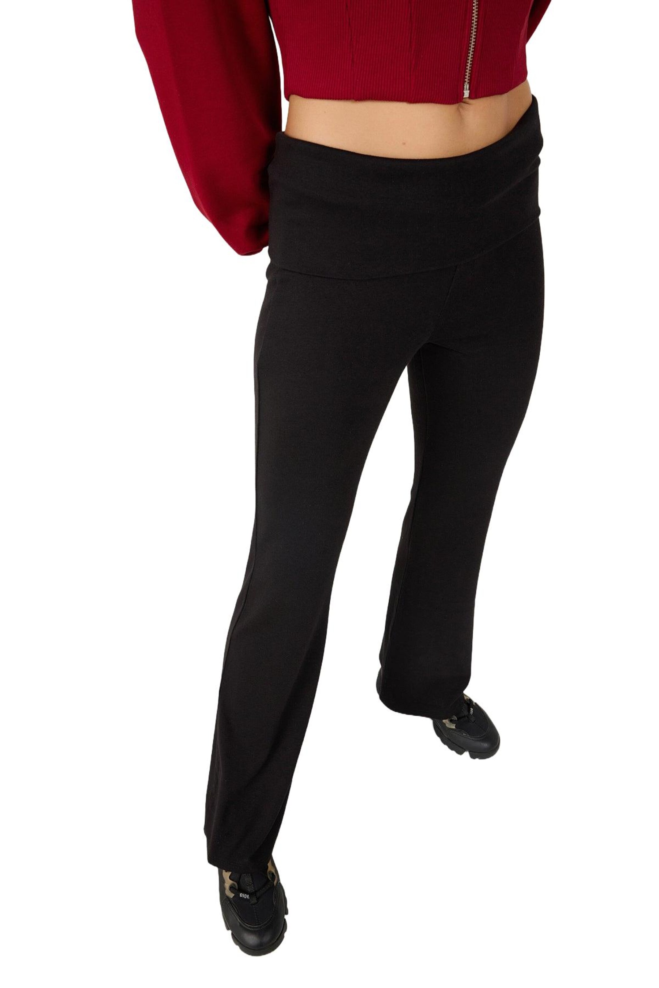 Alexa Dash Flared Trousers in Black