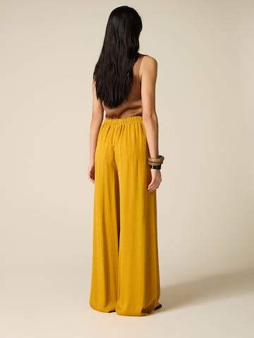 oltre Baggy Trousers in Yellow