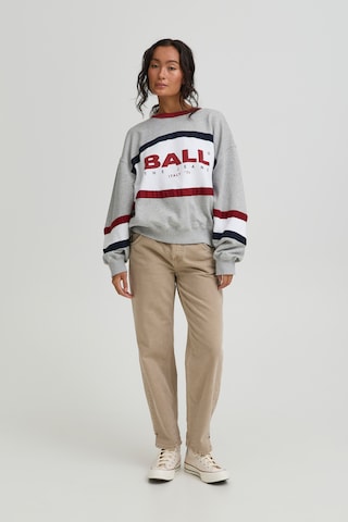 Sweat-shirt 'BALuca' Ball en gris
