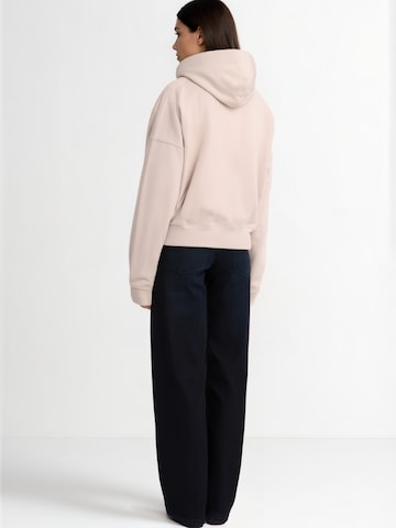 Rich & Royal Sweatshirt in Beige