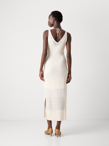BOSS Orange Трикотажное платье 'Floom' в Белый