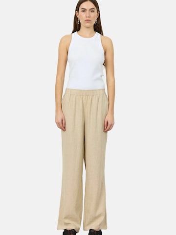 Levete Room Loosefit Housut 'Naja 7' värissä beige