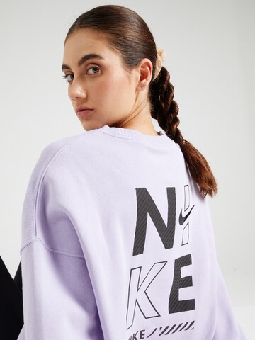 Nike Sportswear Sweatshirt in Purple