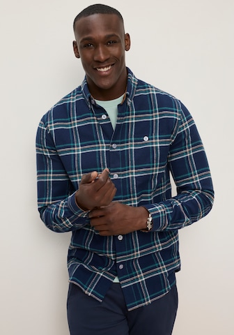 DELMAO Regular fit Button Up Shirt in Blue: front