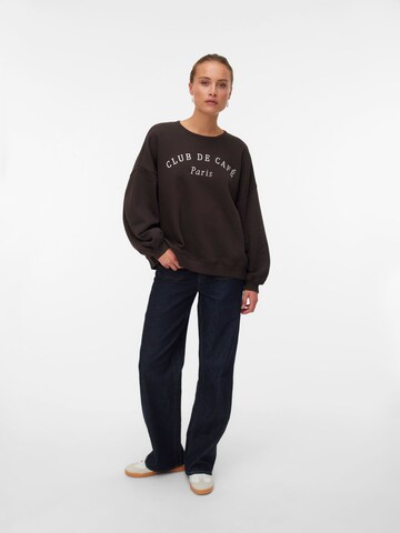 Sweat-shirt 'VMRianne' VERO MODA en marron