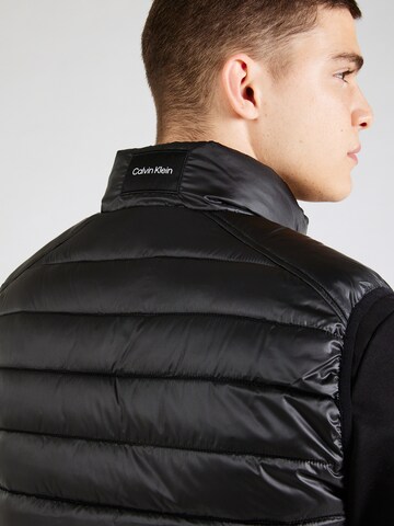 Calvin Klein Жилетка в Черный