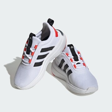 Chaussure de sport ADIDAS SPORTSWEAR en blanc