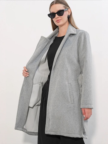 Cappotto di mezza stagione 'Mäntel' di Bigdart in grigio