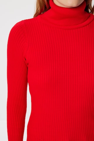 Pullover di Happiness İstanbul in rosso
